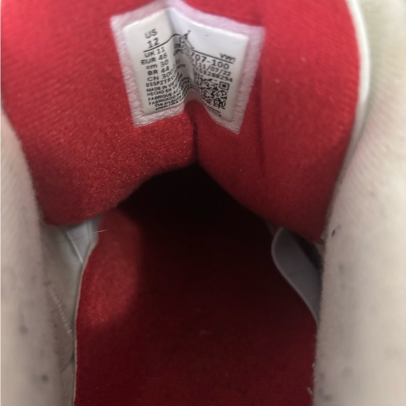 Jordan 3 cement reimagined - Picture 7 of 10